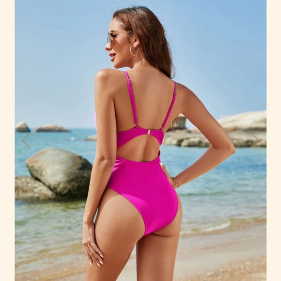 NWoT Rorcie Cut-Out Tummy Controlled One Piece Swimsuit XXL - Picture 2 of 7